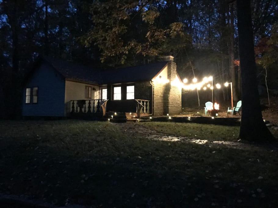 Peaceful Seasonal Wooded Cottage Close To Everything Tafton Bagian luar foto