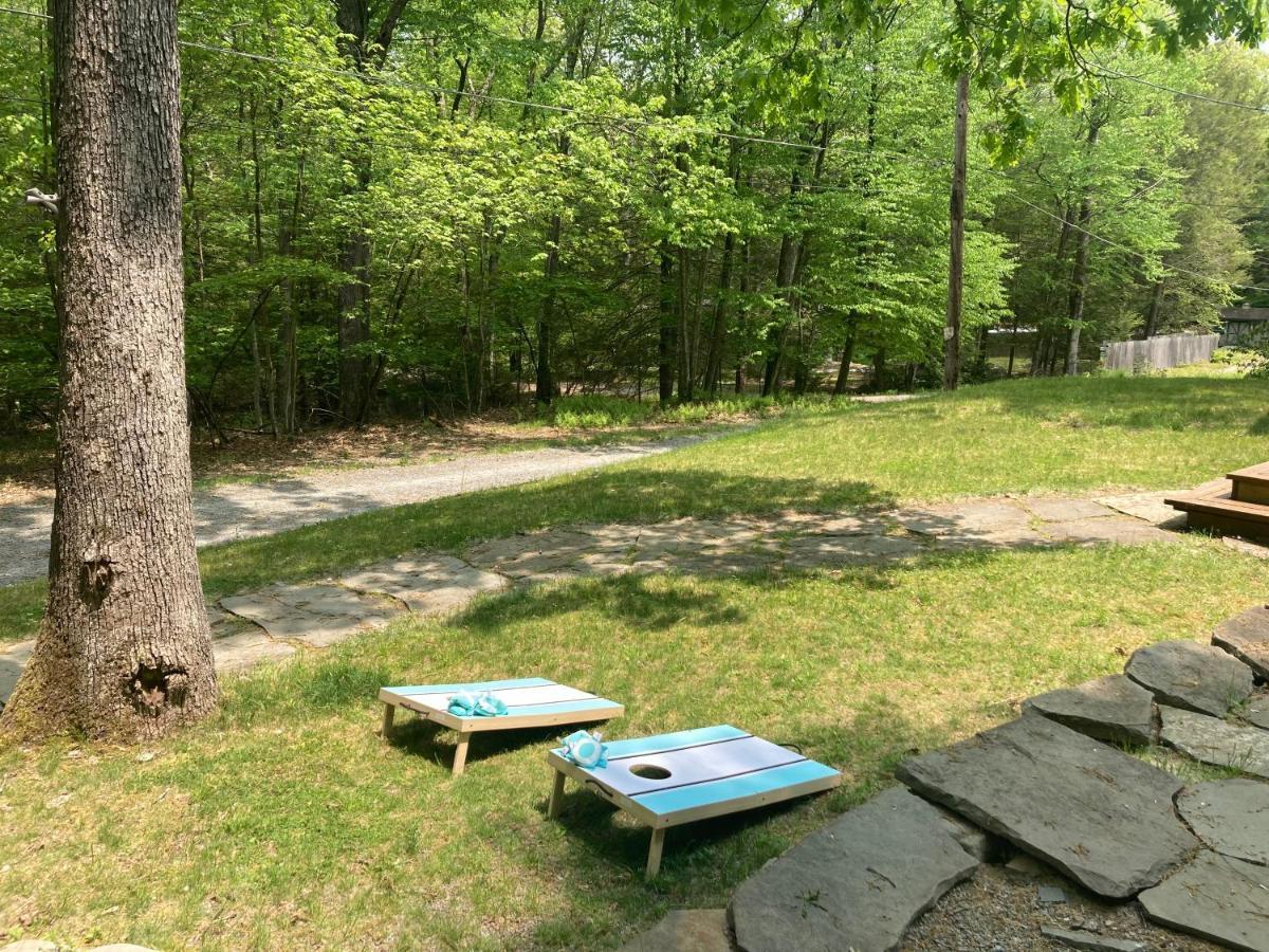 Peaceful Seasonal Wooded Cottage Close To Everything Tafton Bagian luar foto